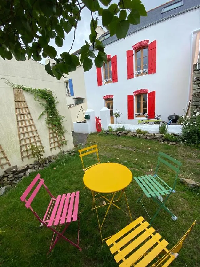 Maison De Caractere Au Centre Locmaria 0*,  France